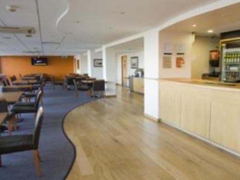 Travelodge London City Airport المظهر الخارجي الصورة
