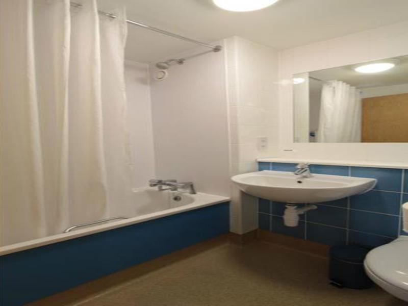 Travelodge London City Airport المظهر الخارجي الصورة