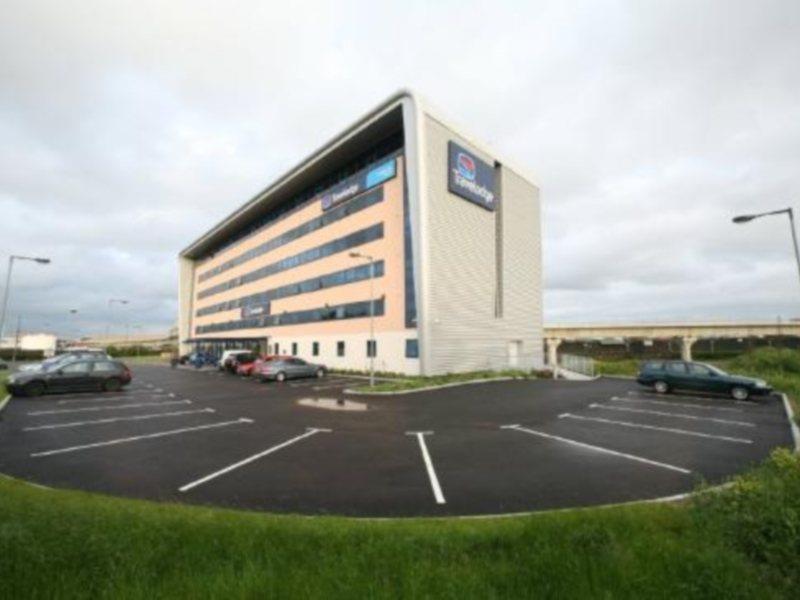 Travelodge London City Airport المظهر الخارجي الصورة